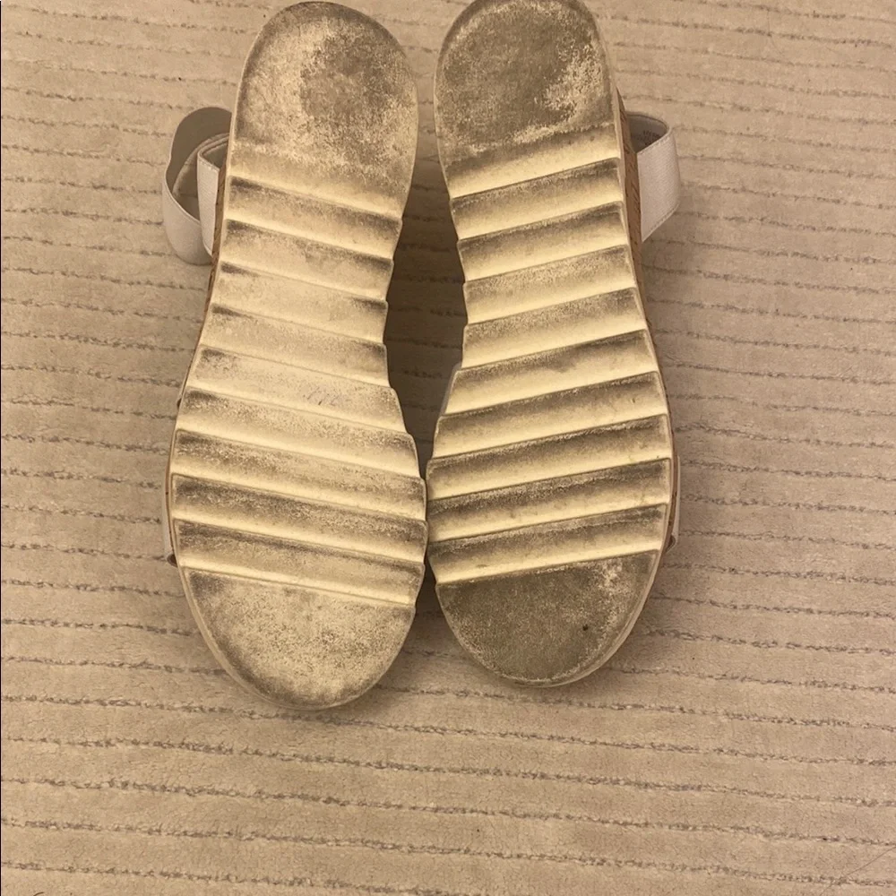 Steve Madden step out